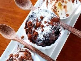 August Moon Cafe