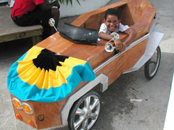 wood car races