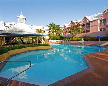 Comfort Suites Paradise Island