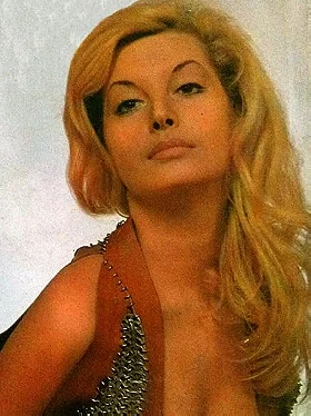 portrait of Fabienne Dai